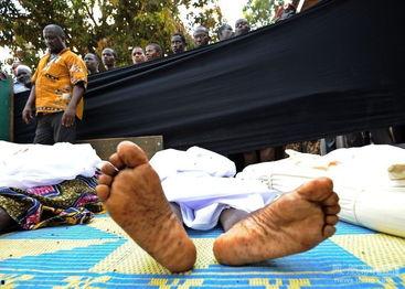 人死了的照片,逝者影像背后的生命故事